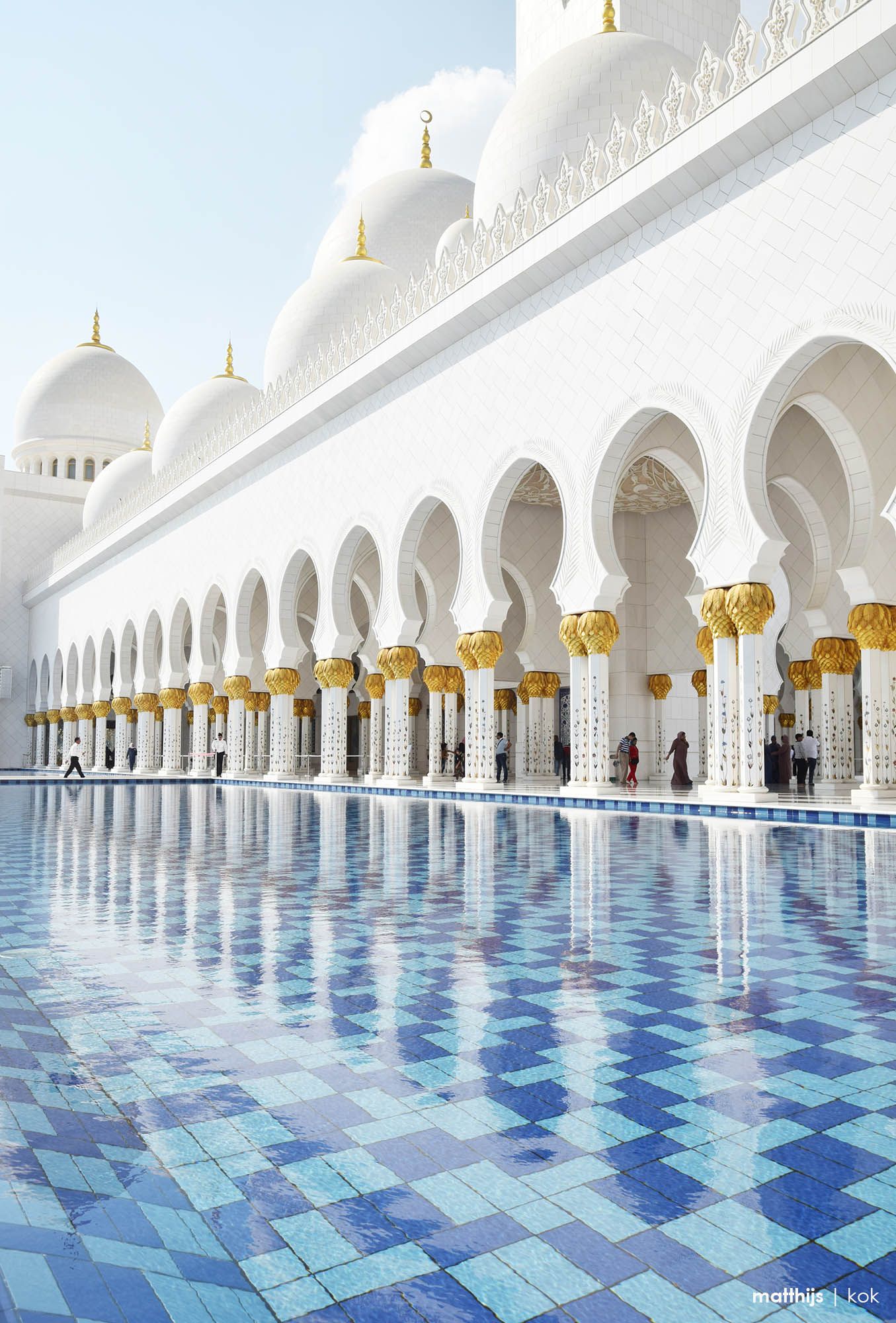 Sheikh Zayed Grand Mosque, Abu Dhabi, UAE | Photo by Matthijs Kok