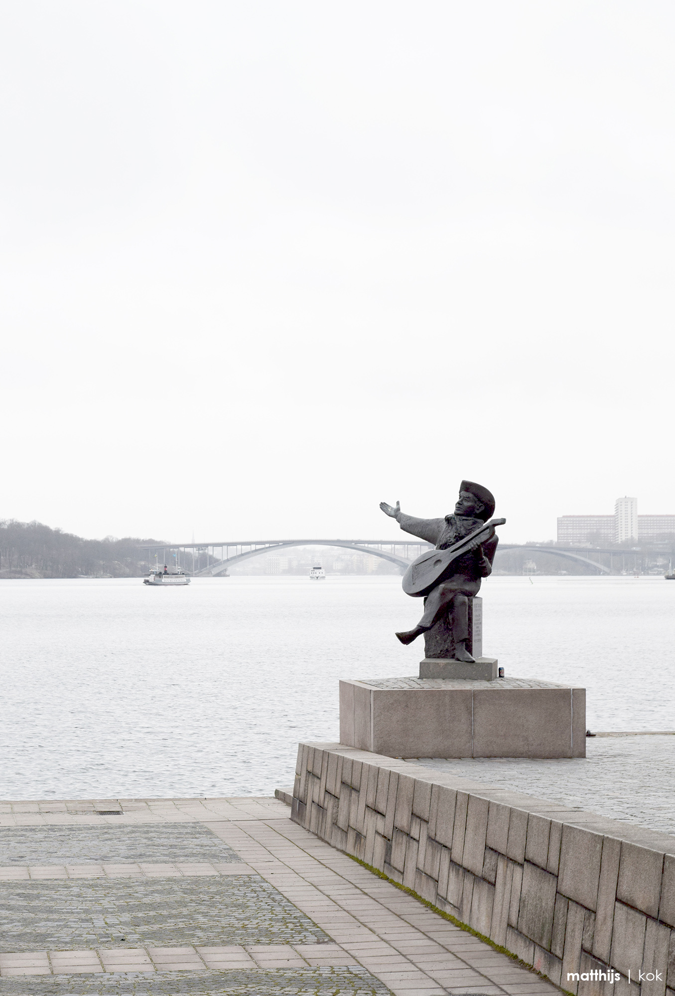 Statue of Evert Taube, Stockholm, Sweden | Photo by Matthijs Kok