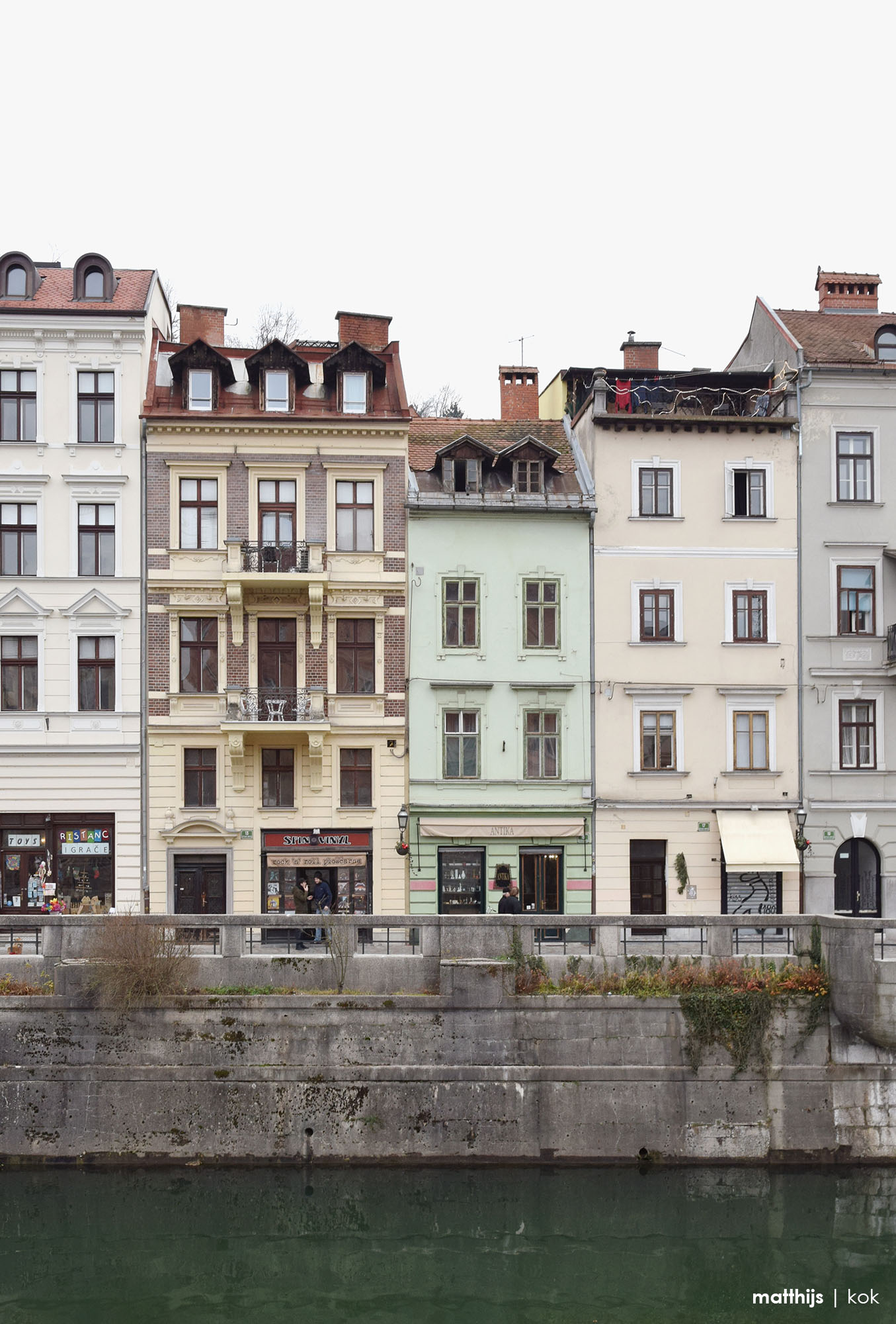 Houses Along the Ljubljanica River, Ljubljana, Slovenia | Photo by Matthijs Kok