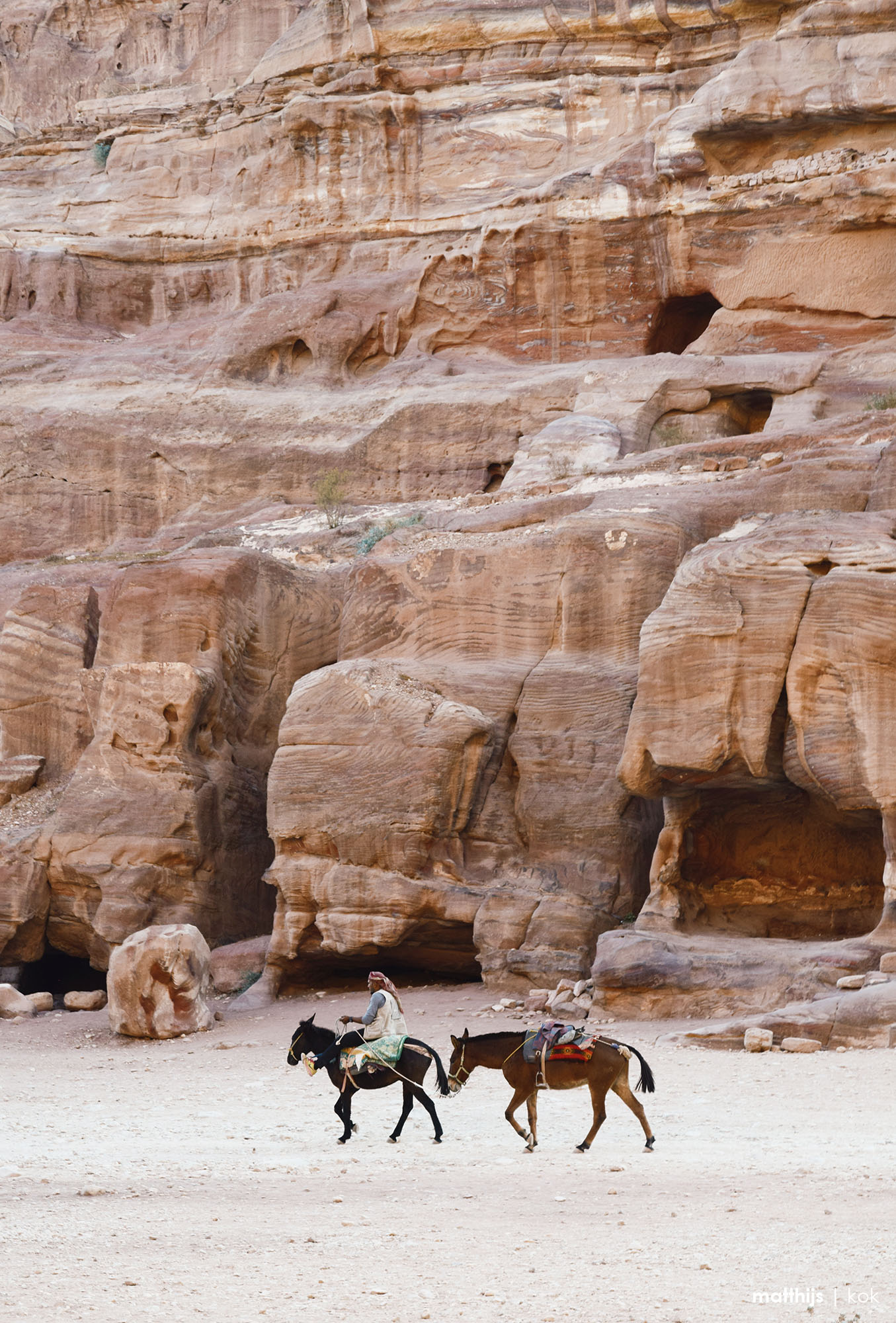Basin Area, Petra, Jordan | Photography by Matthijs Kok