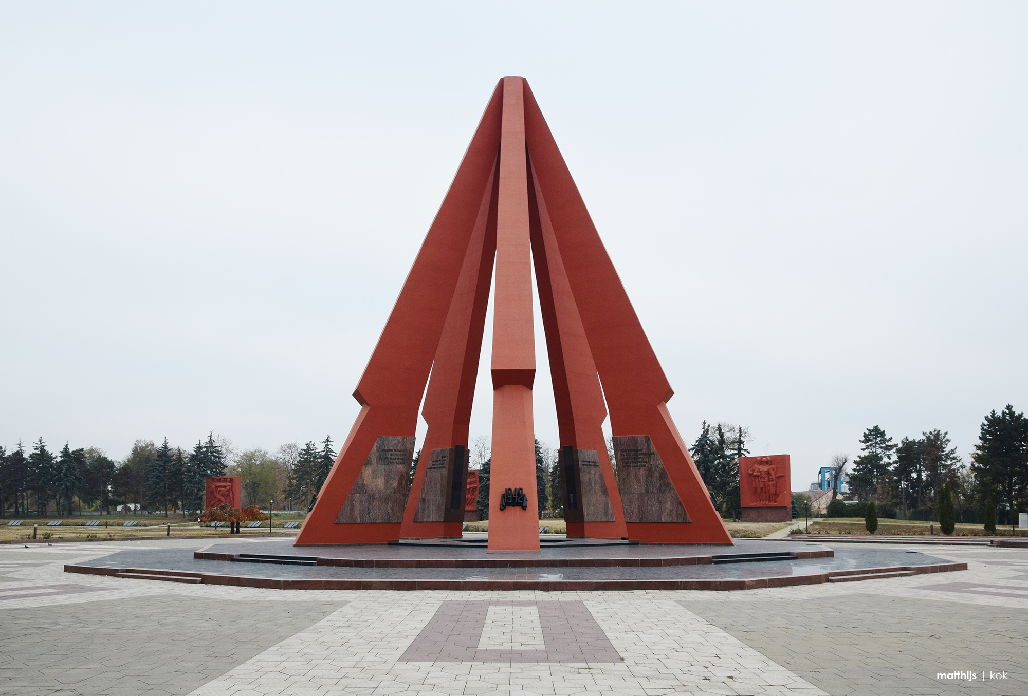 Riffle Monument, Chisinau, Moldova | Photo by Matthijs Kok